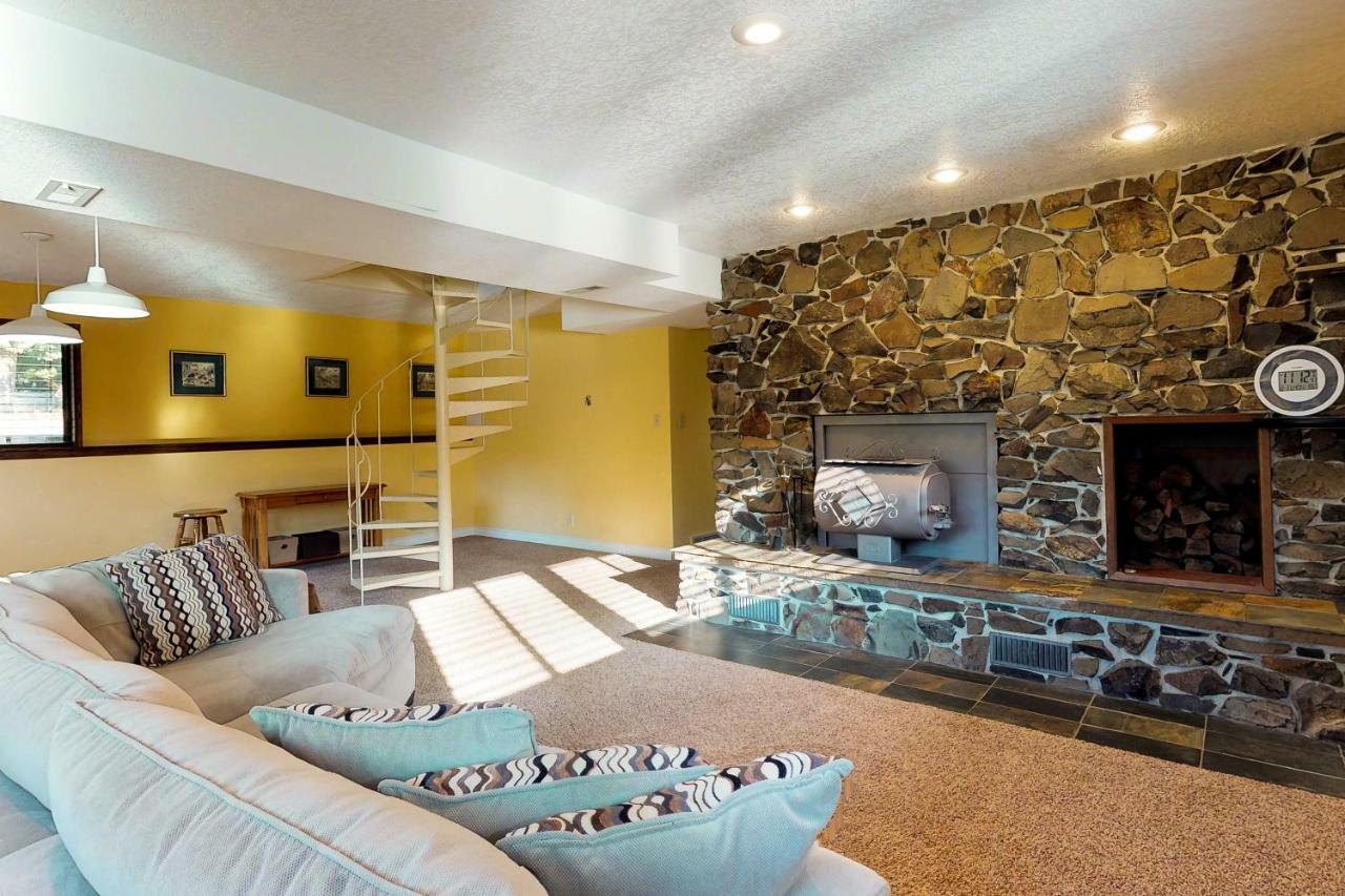 Meadows And Mountain Retreat Villa Little Oklahoma Bagian luar foto