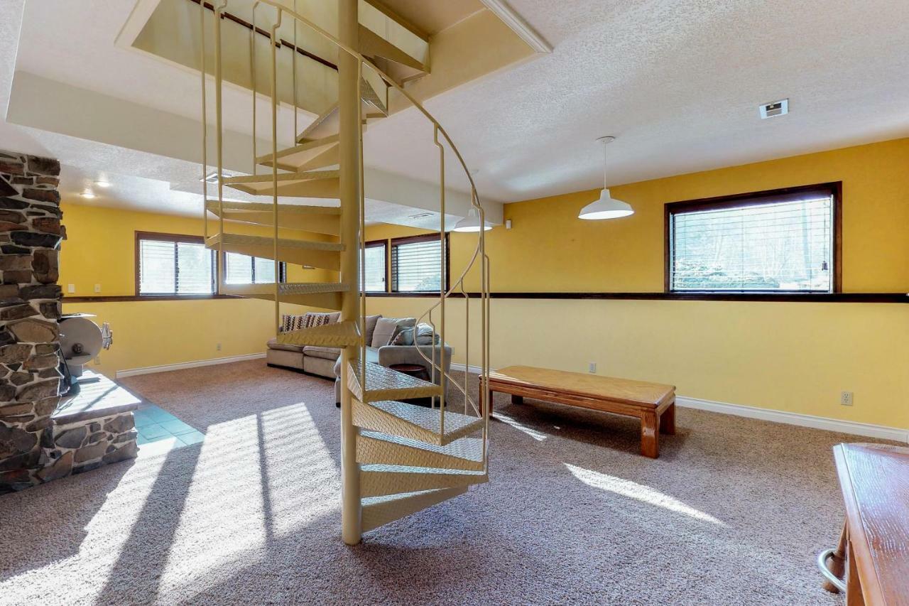 Meadows And Mountain Retreat Villa Little Oklahoma Bagian luar foto