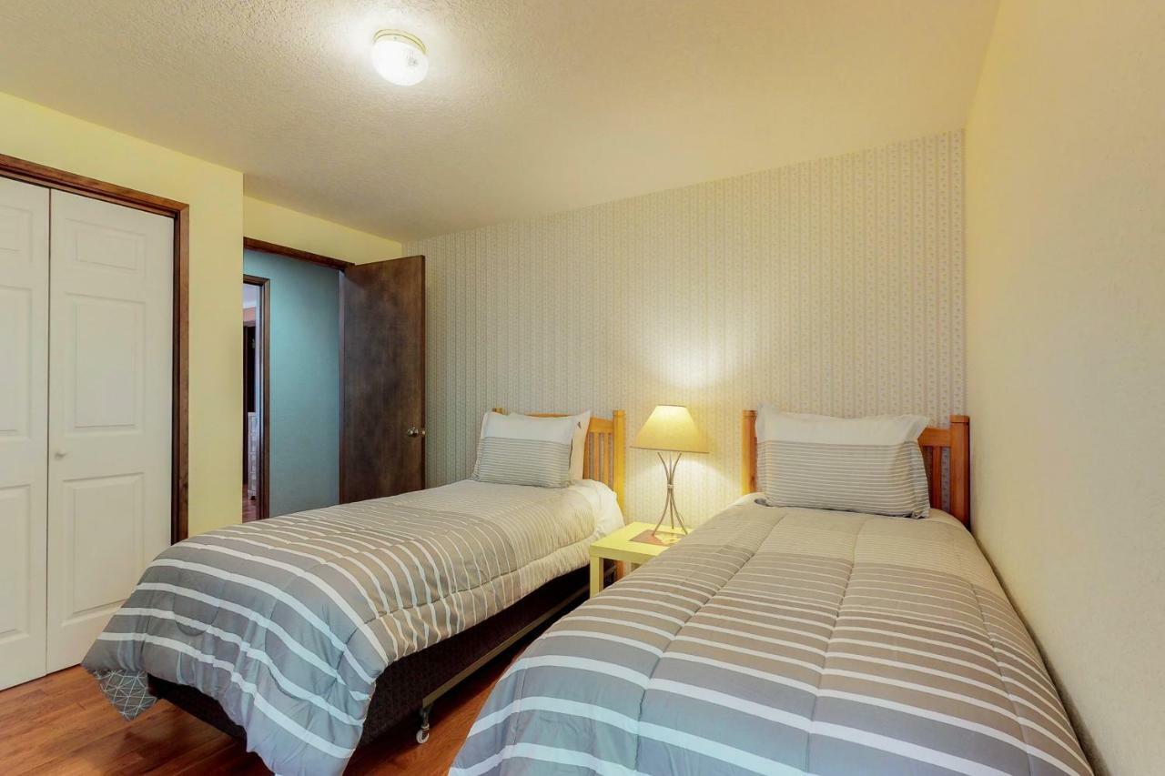 Meadows And Mountain Retreat Villa Little Oklahoma Bagian luar foto